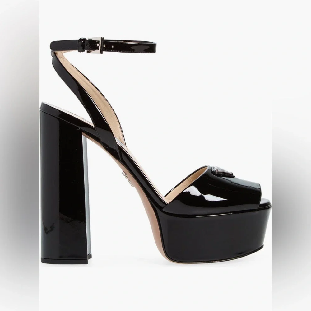 NIB $1290 Prada Patent Platform Sandal in BLACK Patent, Size 9US / 39EU